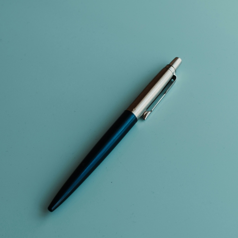 ปากกาที่แข็งแรงทนทานและใช้งานได้ยาวนานนั้นดีอย่างไร