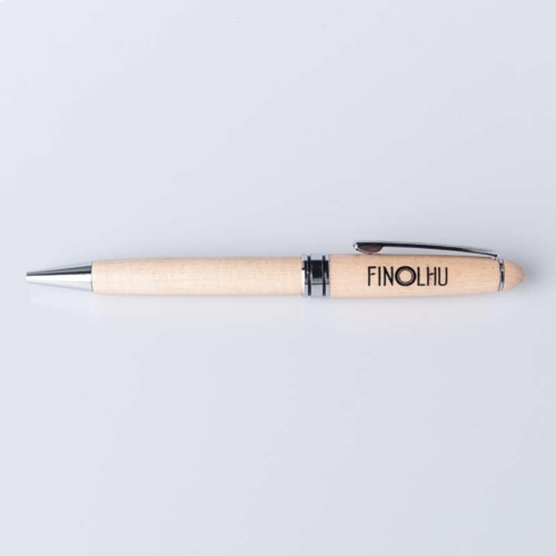 engraved-pen-material-comparison-guide