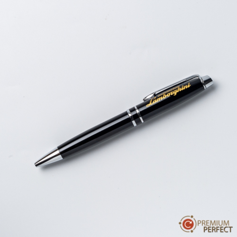 custom-printed-pen-people-carry-daily