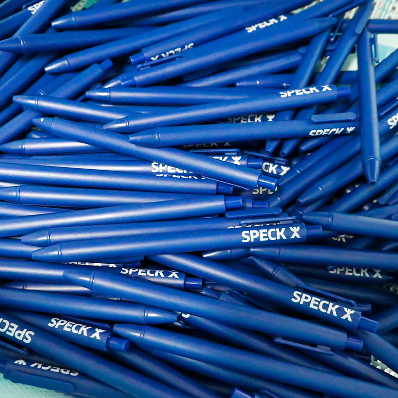 ปากกา-สกรีนโลโก้-SPECK-X